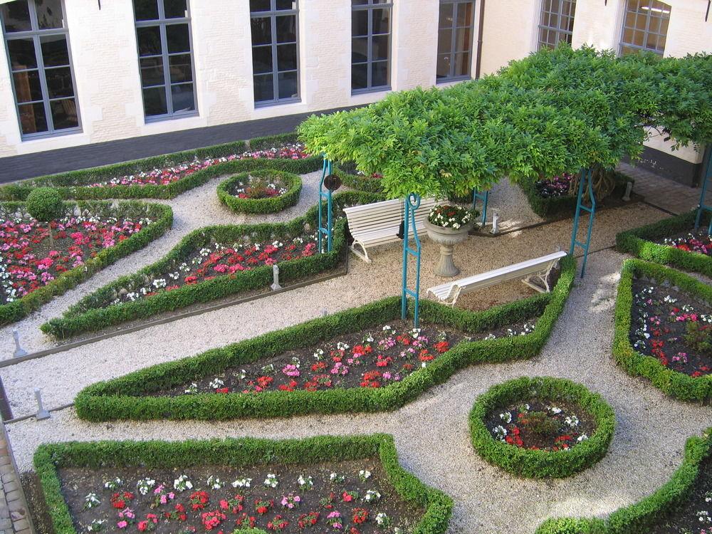 L'Hermitage Gantois, Autograph Collection Lille Eksteriør billede The garden of the Hôtel de Ligne